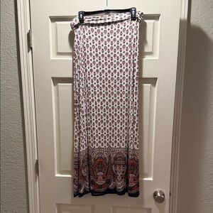 Max Studio Patterned Maxi Skirt in Cream and Red